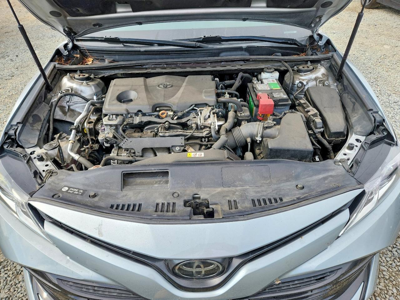 2020 Toyota Camry Le - zdjęcie 11