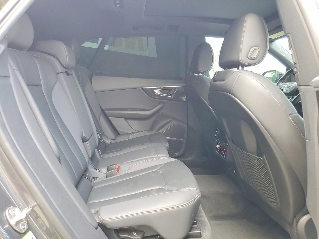 2020 Audi Q8 Prestige S-Line - zdjęcie 11