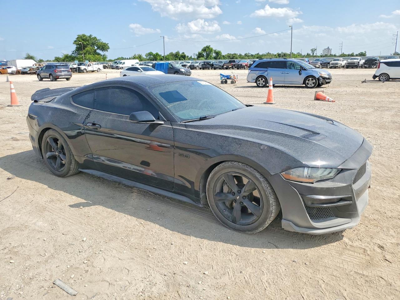 2018 Ford Mustang Gt - zdjęcie 4