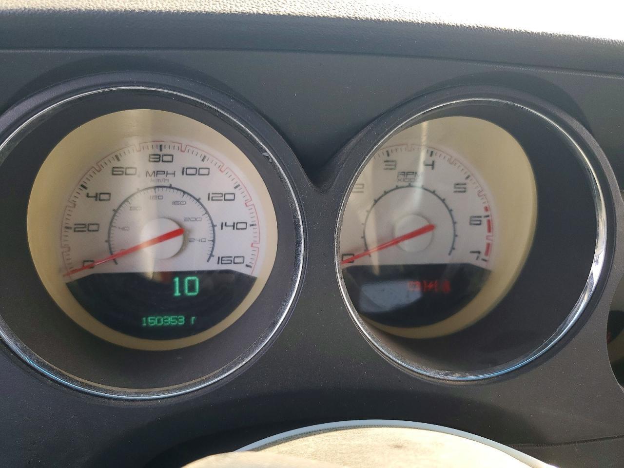 2013 Dodge Challenger R/T - zdjęcie 9