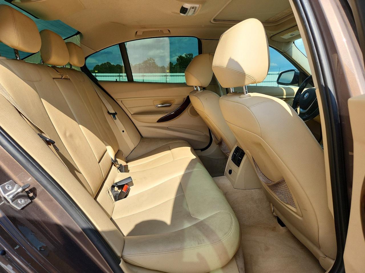 2014 BMW 328 I - zdjęcie 10