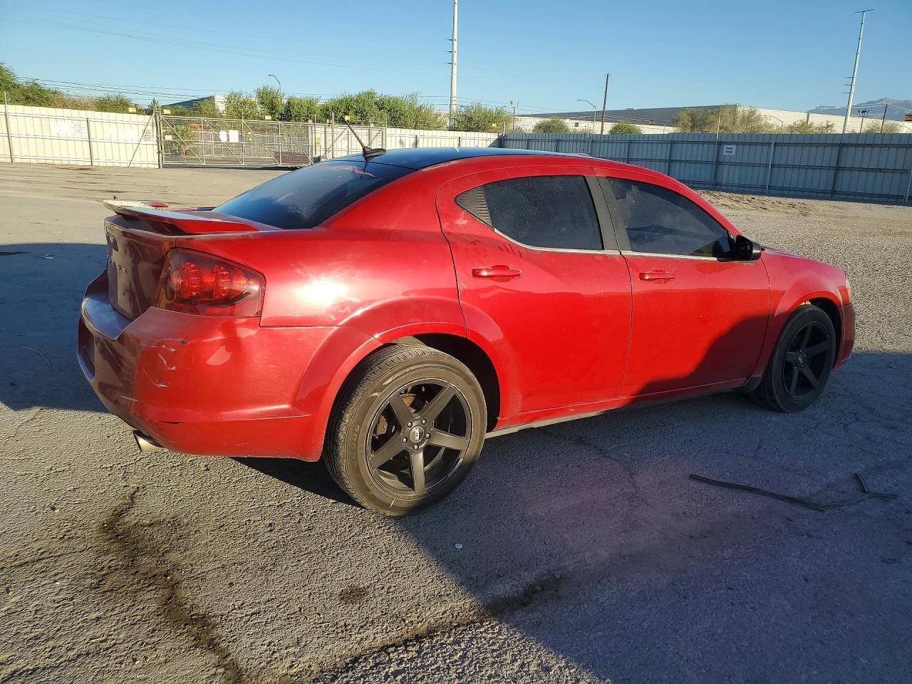 2013 Dodge Avenger Se - zdjęcie 3