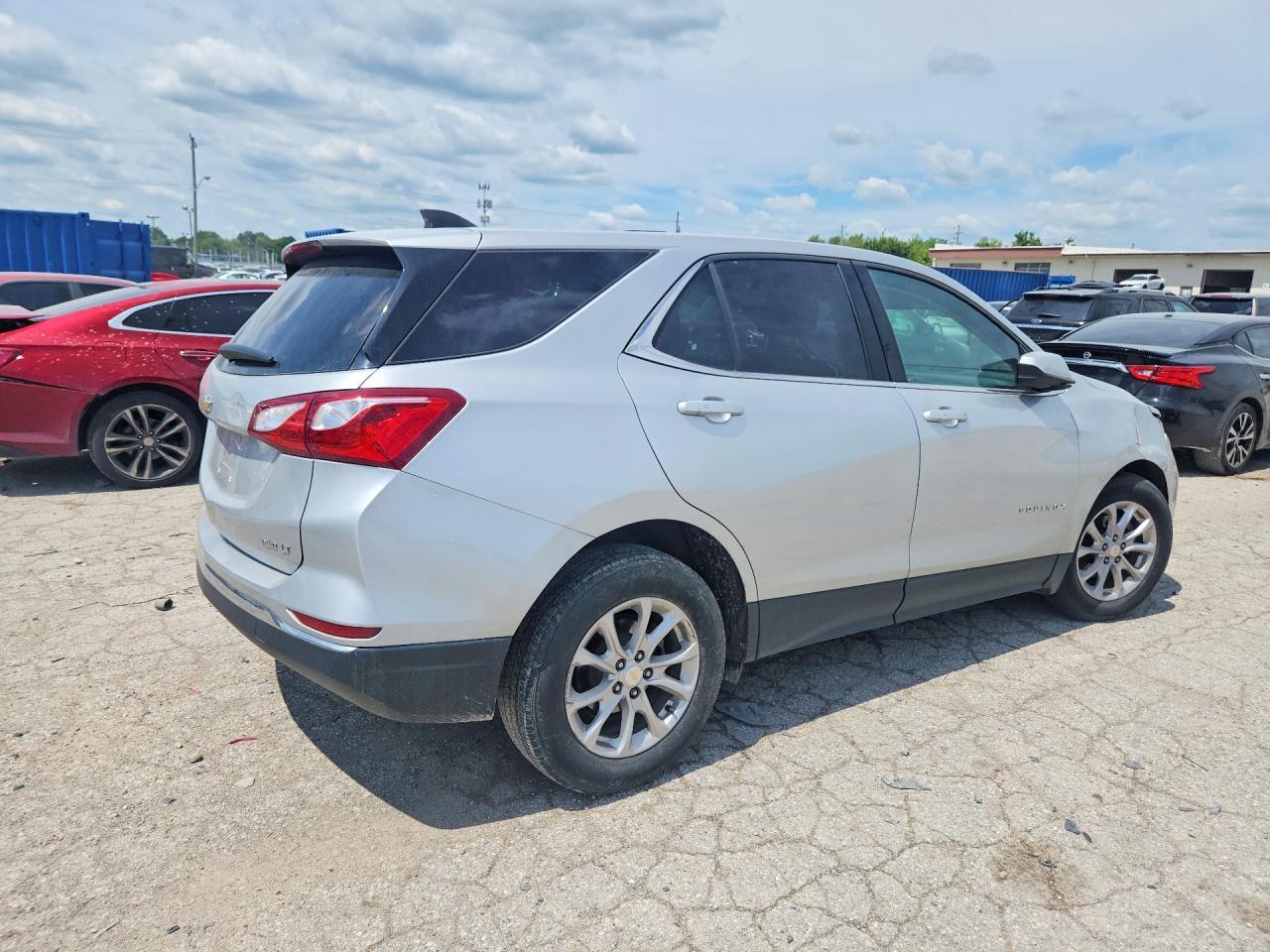 2018 Chevrolet Equinox Lt - zdjęcie 3