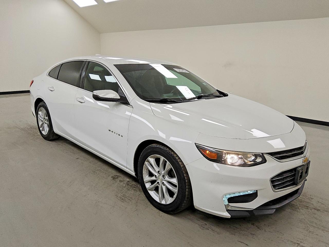 2017 Chevrolet Malibu Lt - zdjęcie 4