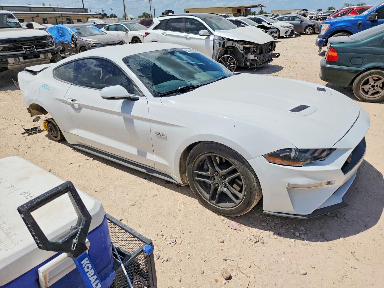 2020 Ford Mustang Gt - zdjęcie 4