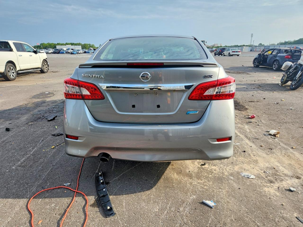 2013 Nissan Sentra S - zdjęcie 6