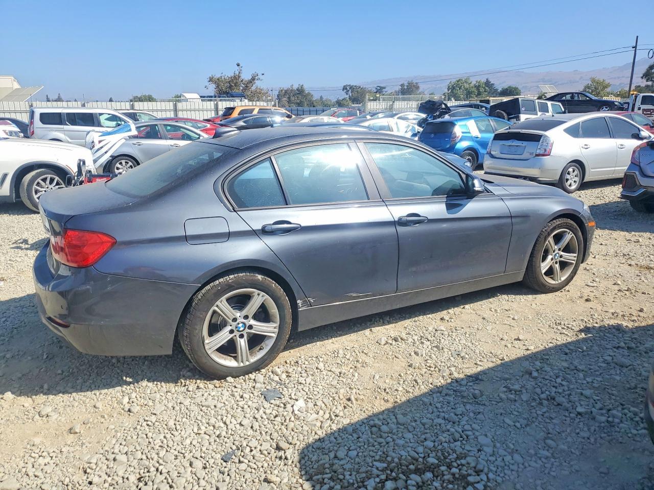2013 BMW 328 I - zdjęcie 3