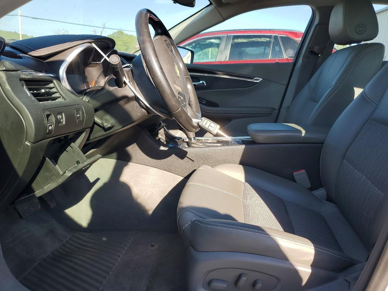 2016 Chevrolet Impala Lt - zdjęcie 7