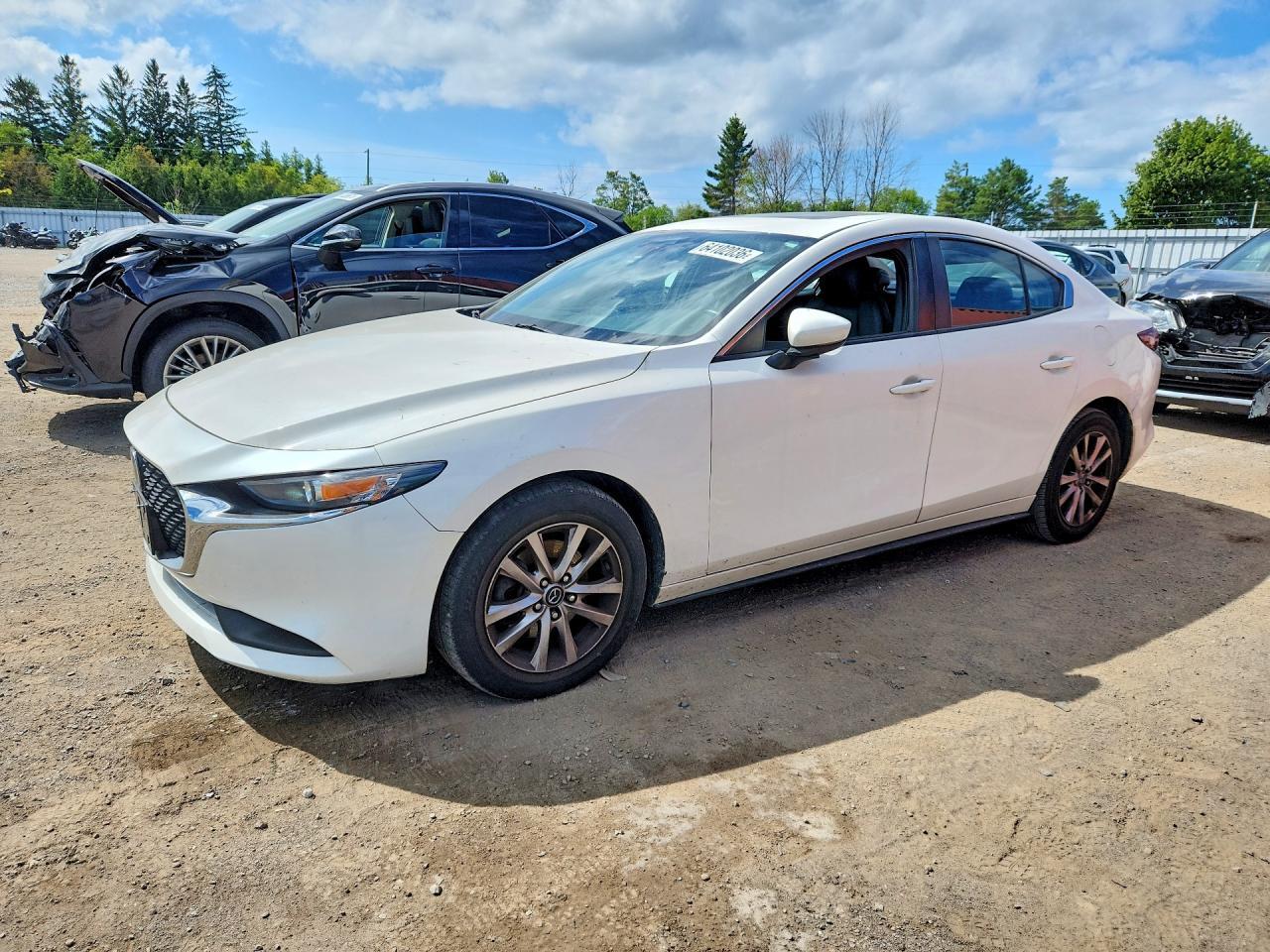 2019 Mazda 3 Preferred Plus - zdjęcie główne