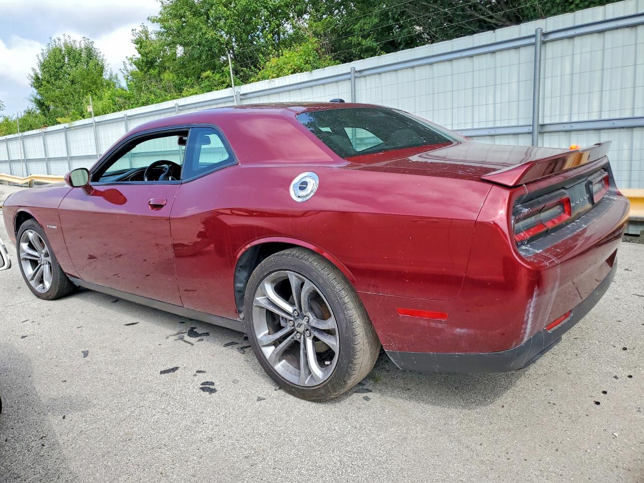 2021 Dodge Challenger R/T - zdjęcie 2