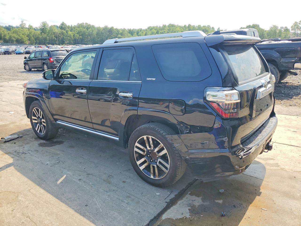 2024 Toyota 4Runner Limited - zdjęcie 2