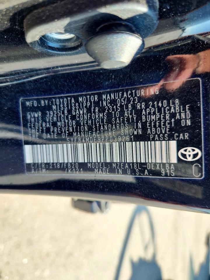 2023 Toyota Corolla Le - zdjęcie 13