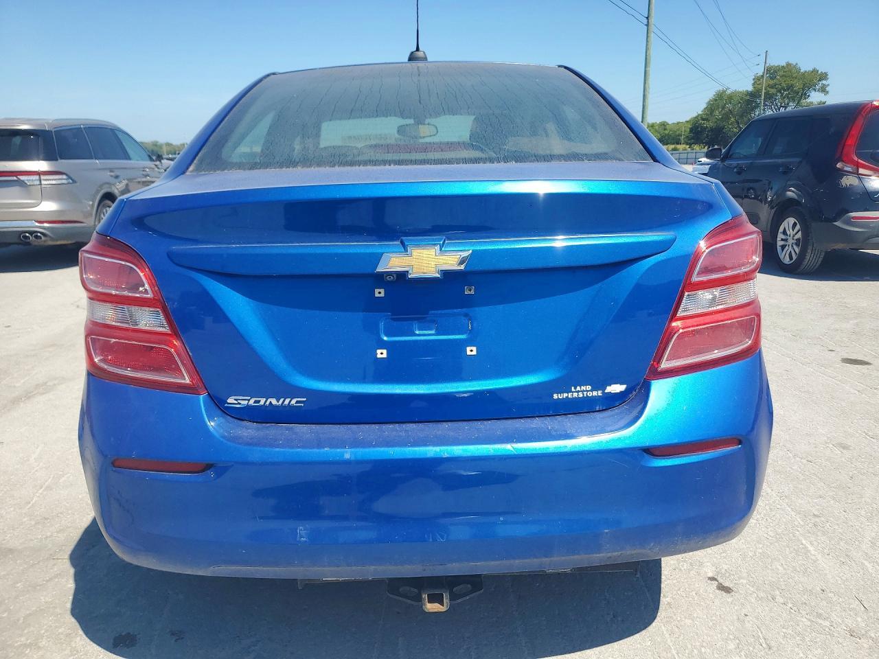2017 Chevrolet Sonic Ls - zdjęcie 6
