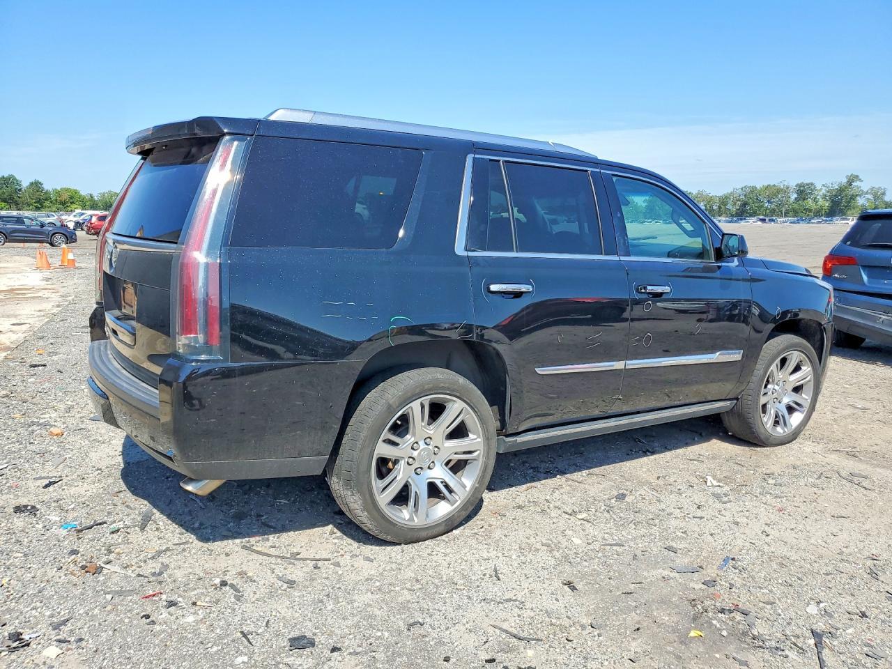 2015 Cadillac Escalade Premium - zdjęcie 3