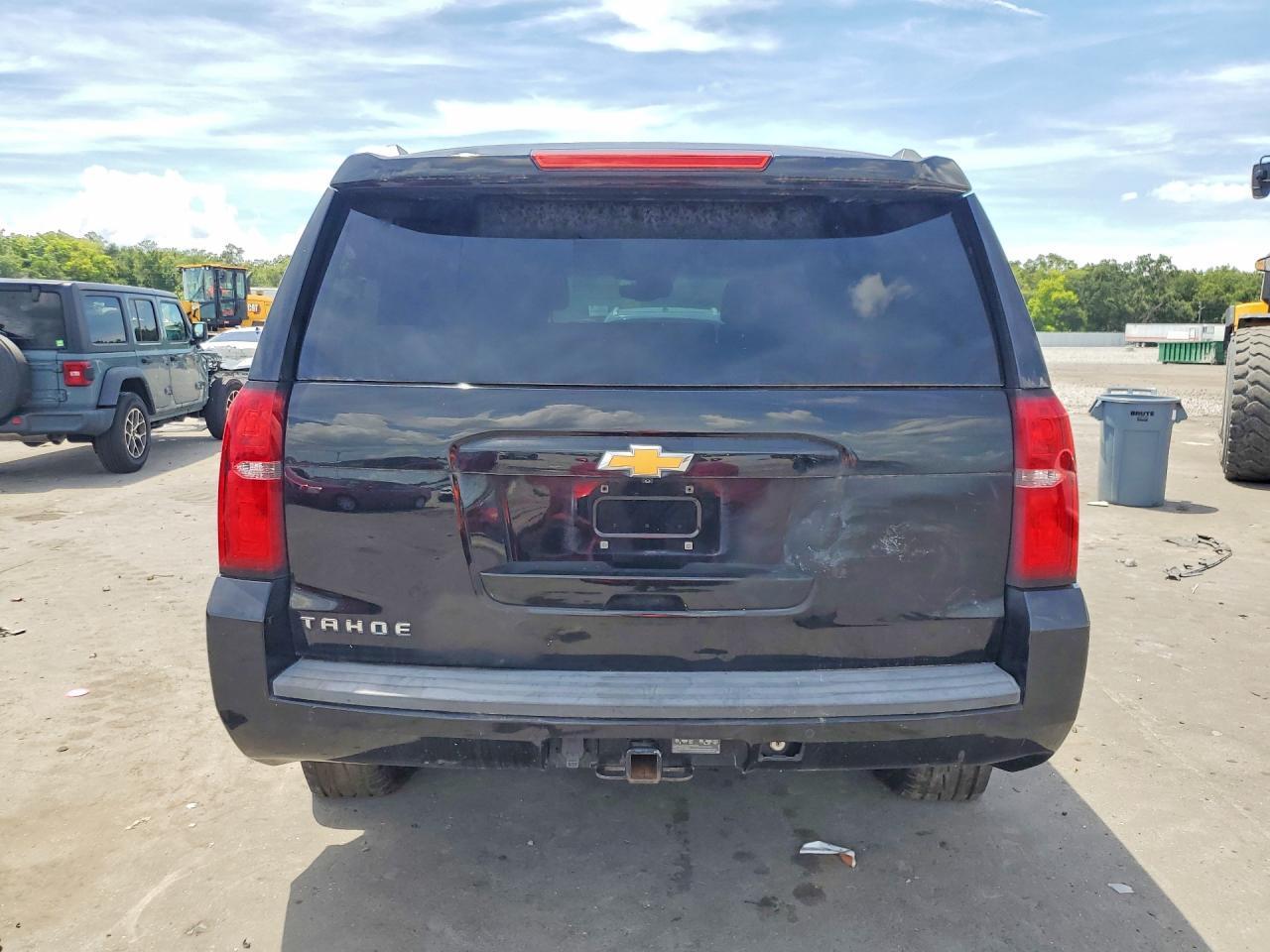 2015 Chevrolet Tahoe C1500 Lt - zdjęcie 6
