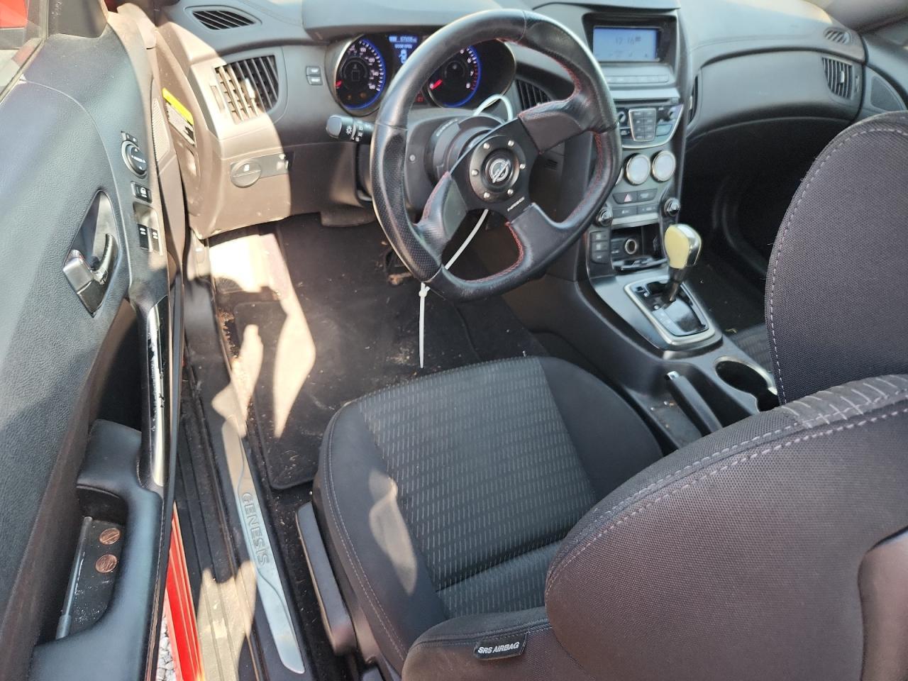 2013 Hyundai Genesis Coupe 2.0T - zdjęcie 8