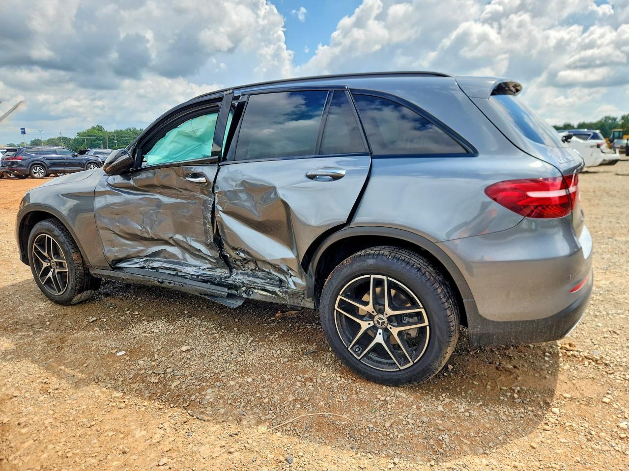2019 Mercedes-Benz Glc 300 4Matic - zdjęcie 2