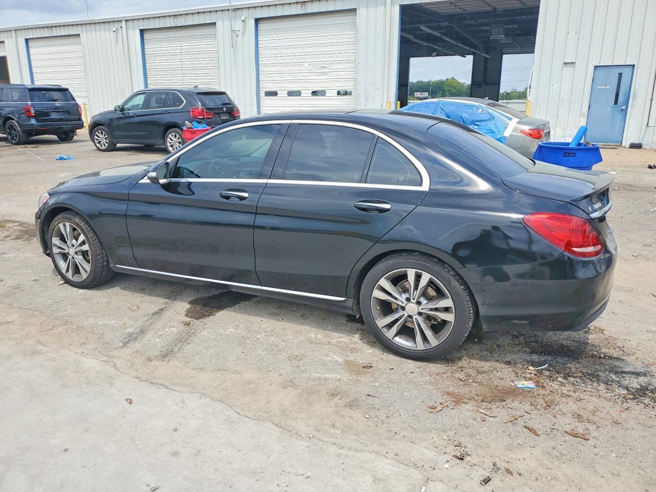 2015 Mercedes-Benz C 300 4Matic - zdjęcie 2