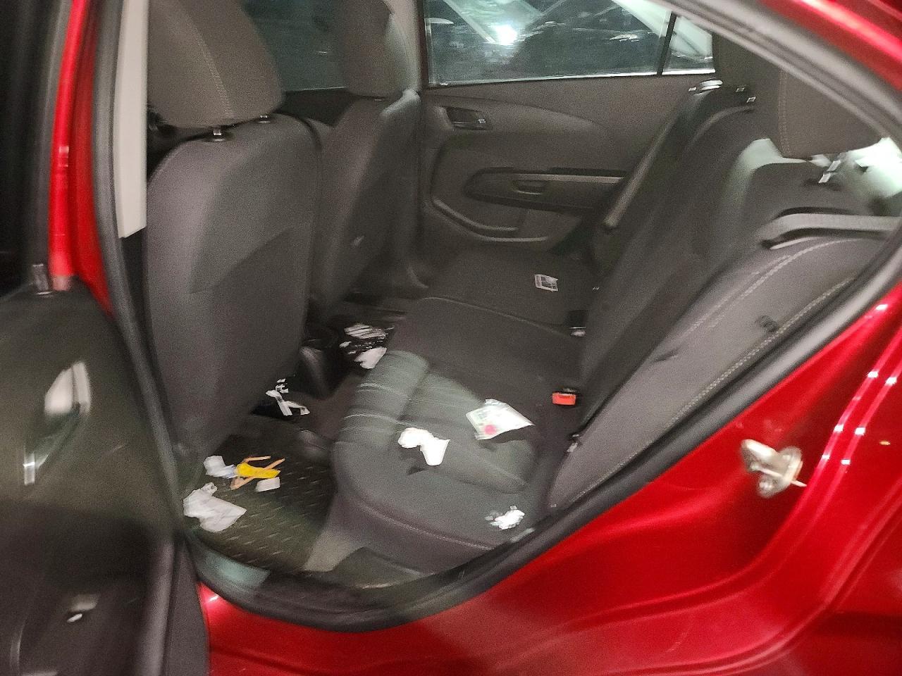 2014 Chevrolet Sonic Lt - zdjęcie 10