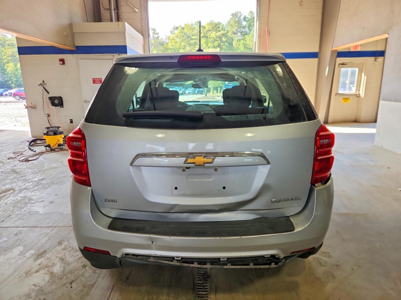 2016 Chevrolet Equinox Ls - zdjęcie 6