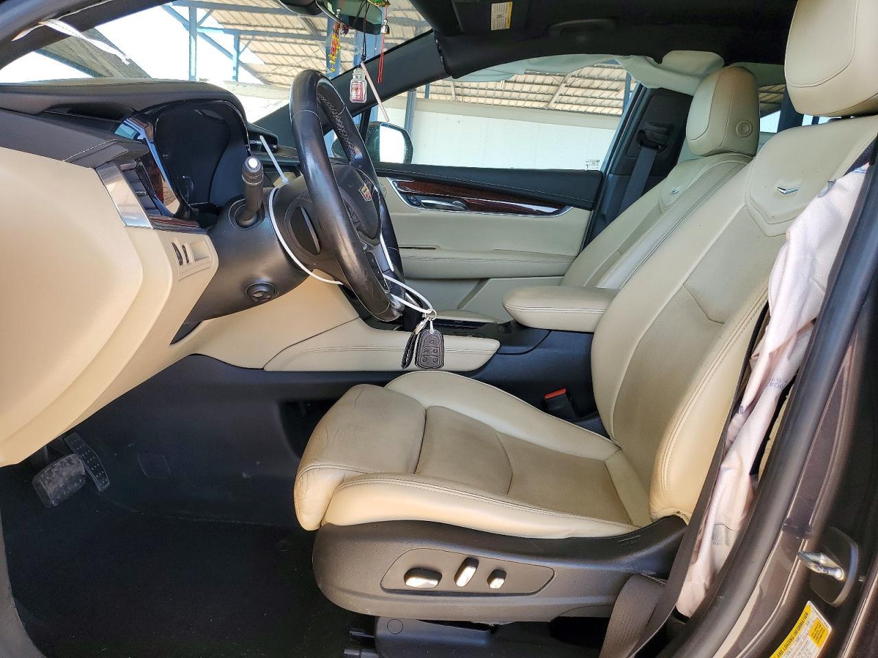 2017 Cadillac Xt5 Luxury - zdjęcie 7