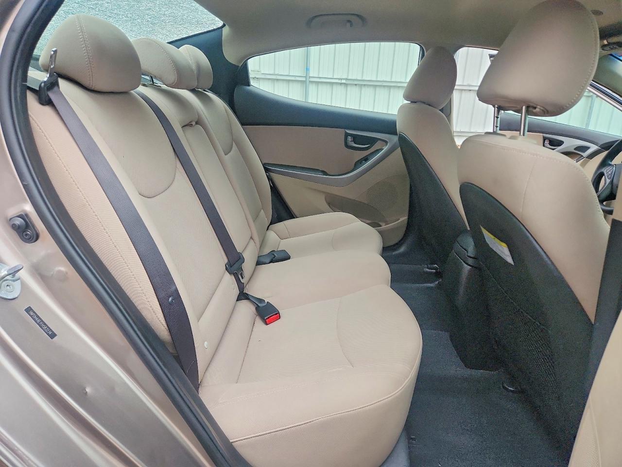2015 Hyundai Elantra Se - zdjęcie 10