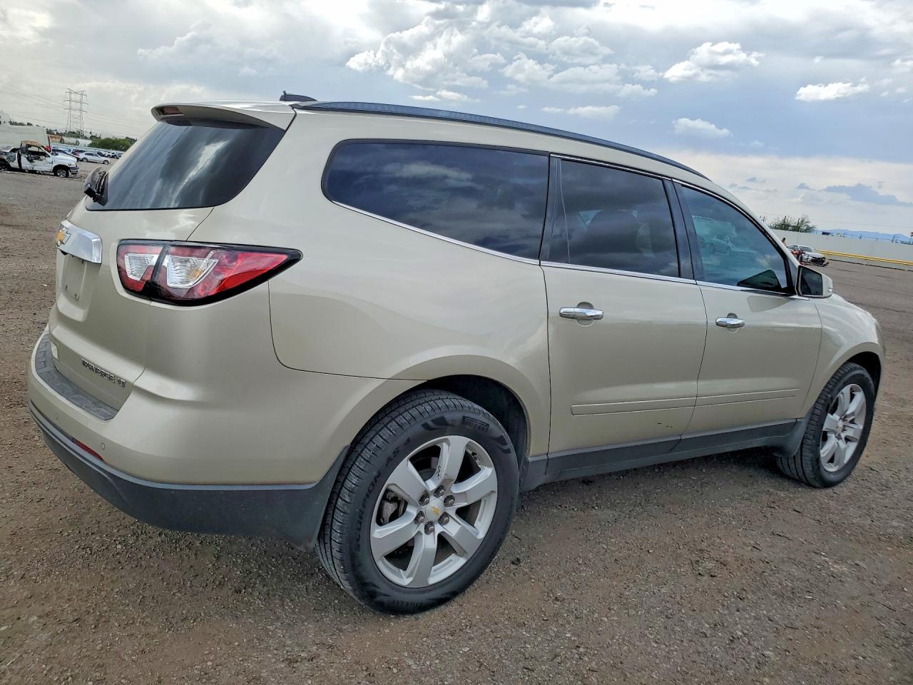 2016 Chevrolet Traverse Lt - zdjęcie 3