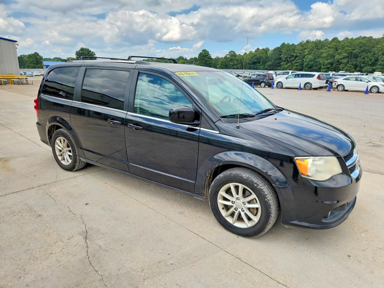 2020 Dodge Grand Caravan Sxt - zdjęcie 4