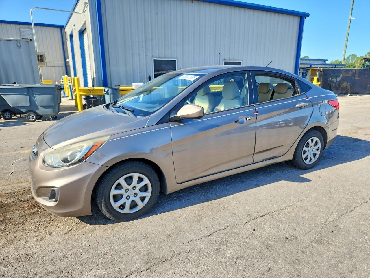 2013 Hyundai Accent Gls - zdjęcie główne