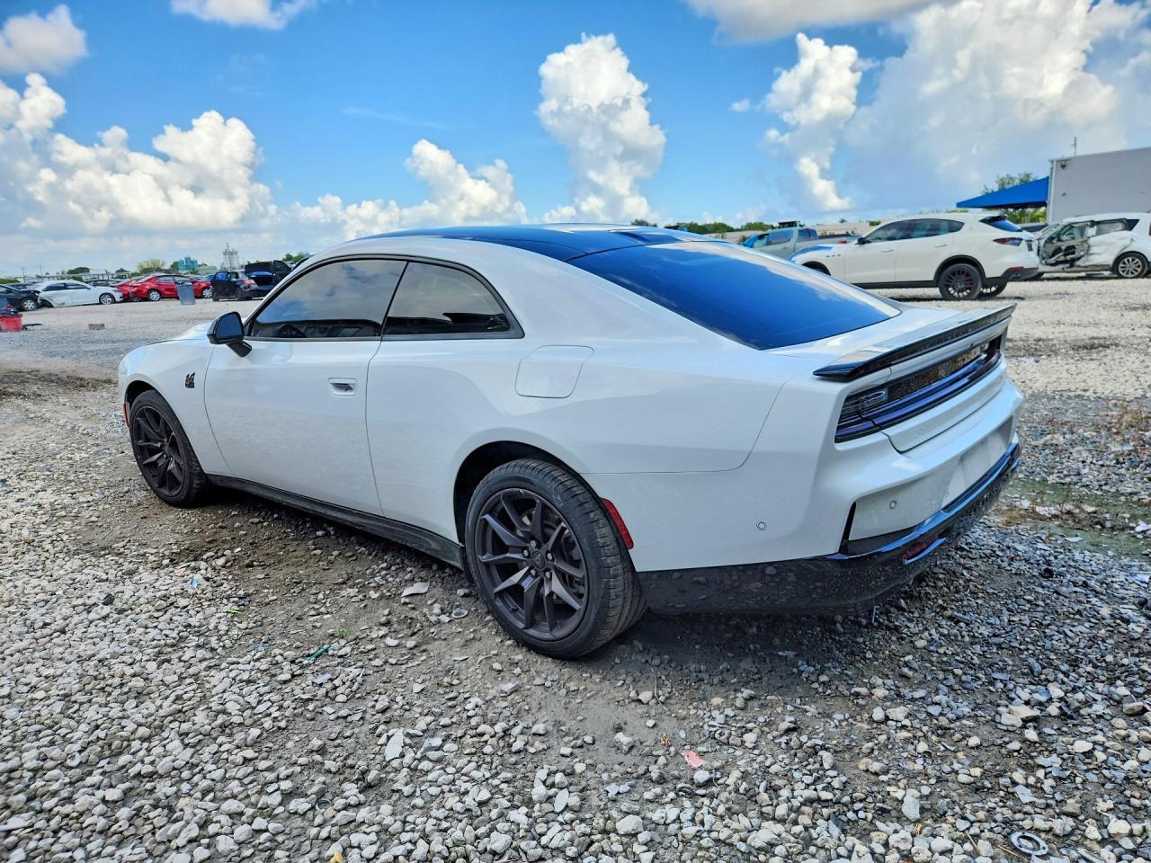 2026 Dodge Charger Scat Pack - zdjęcie 2