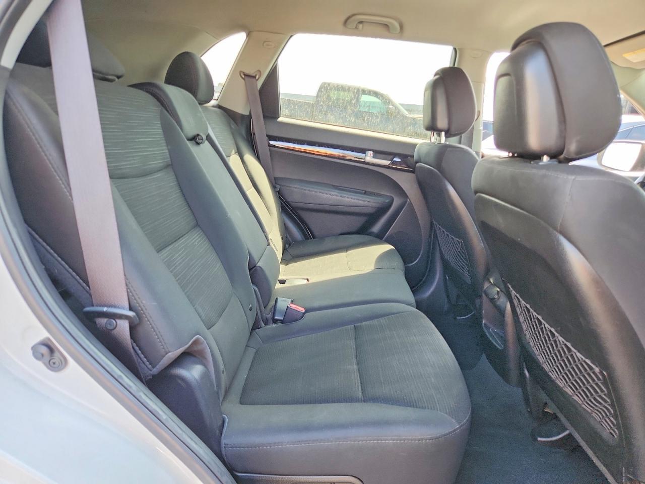 2015 Kia Sorento Lx - zdjęcie 11
