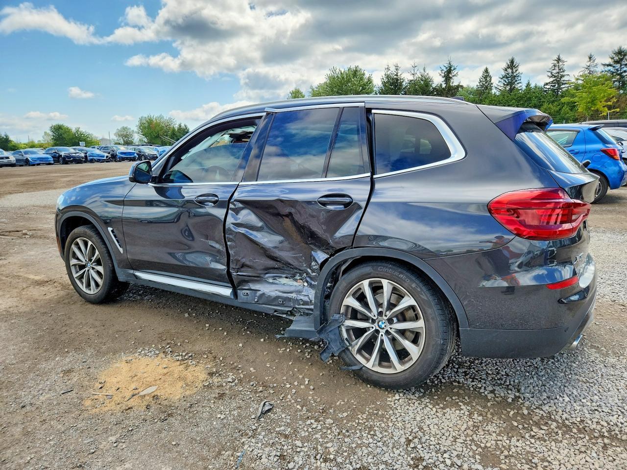 2019 BMW X3 xDrive30I - zdjęcie 2