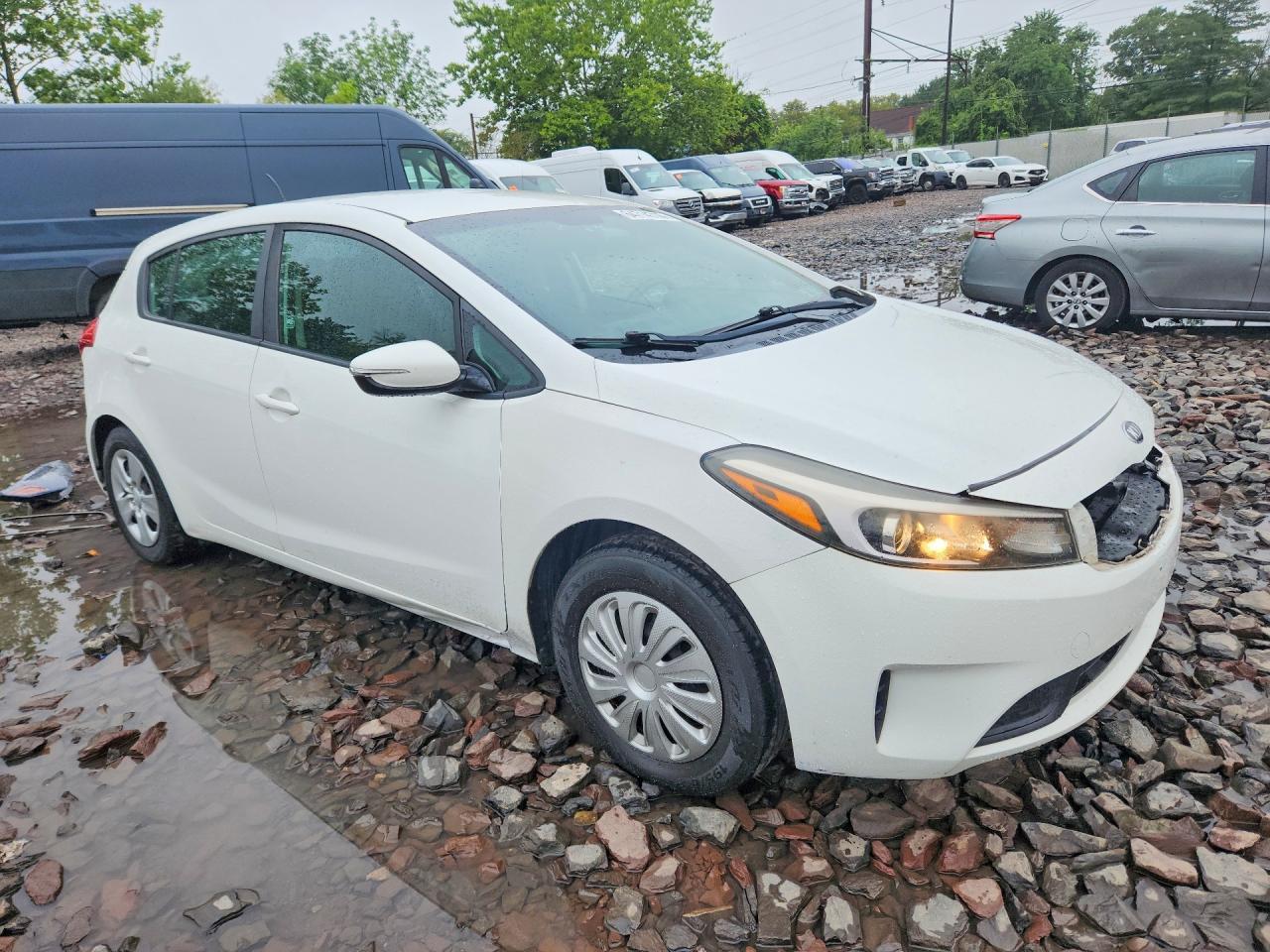 2017 Kia Forte5 Lx - zdjęcie 4