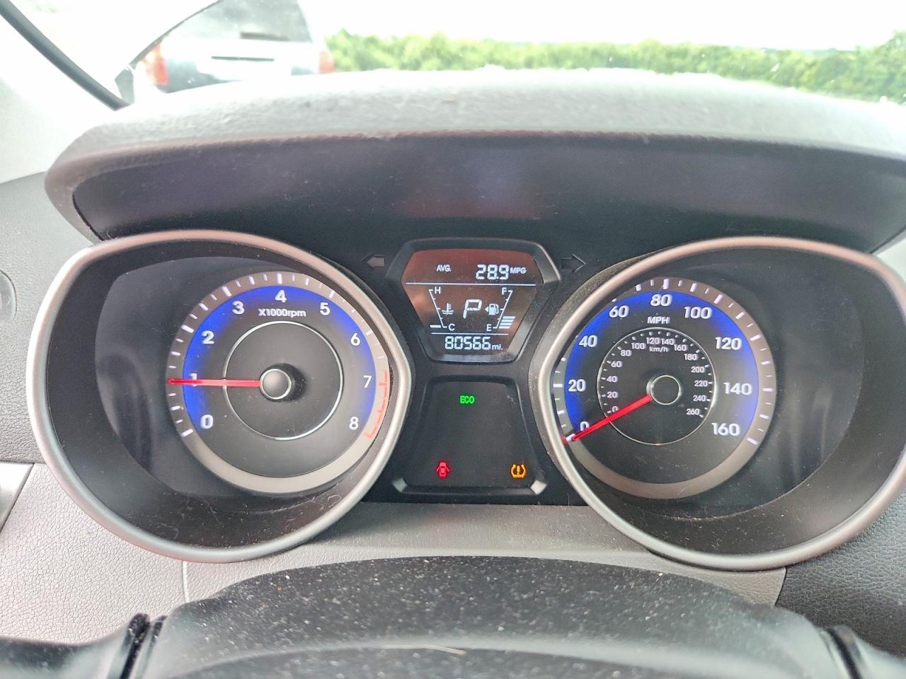 2015 Hyundai Elantra Limited - zdjęcie 9
