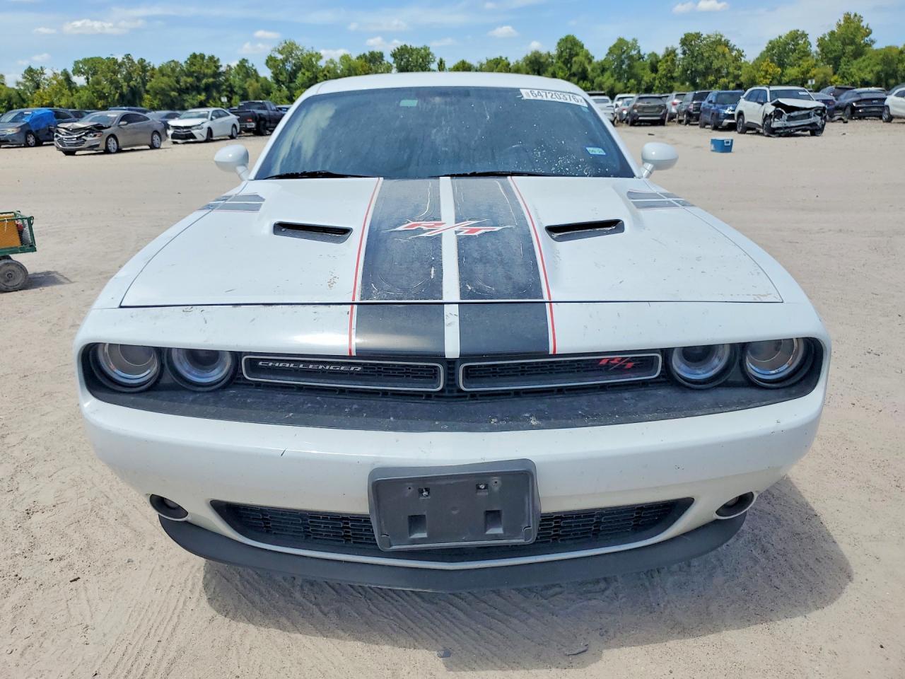 2016 Dodge Challenger R/T - zdjęcie 5