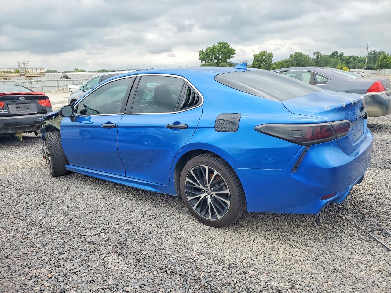 2019 Toyota Camry Se - zdjęcie 2