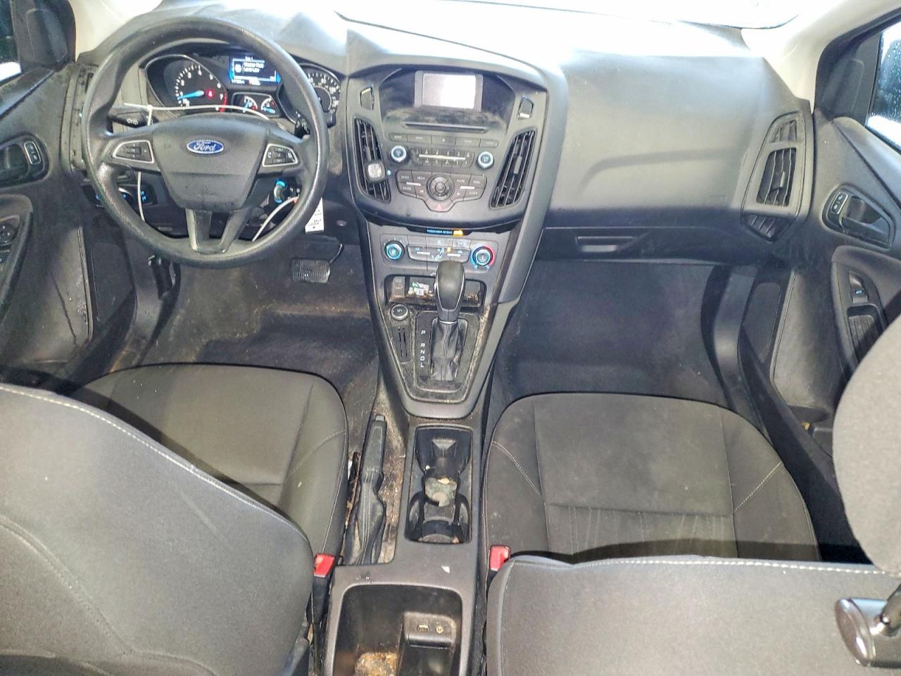 2016 Ford Focus S - zdjęcie 8