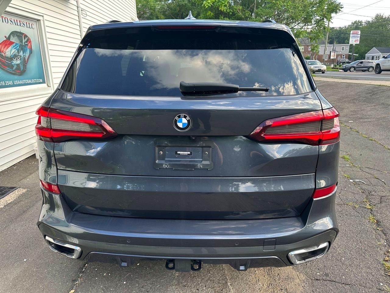2021 BMW X5 xDrive45E - zdjęcie 14