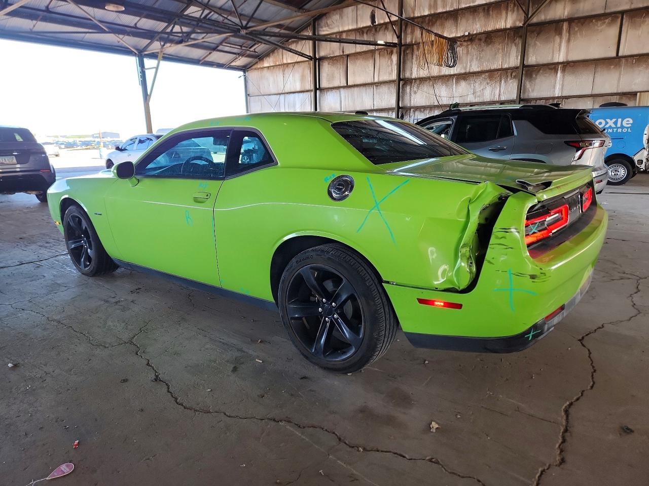 2015 Dodge Challenger Sxt - zdjęcie 2