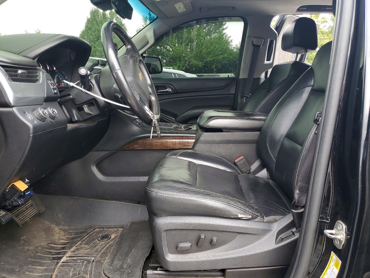 2016 Chevrolet Suburban K1500 Lt - zdjęcie 7