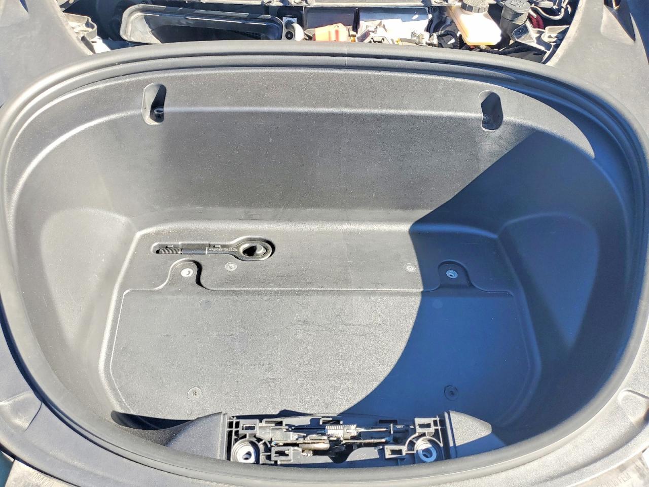 2020 Tesla Model 3 - zdjęcie 11