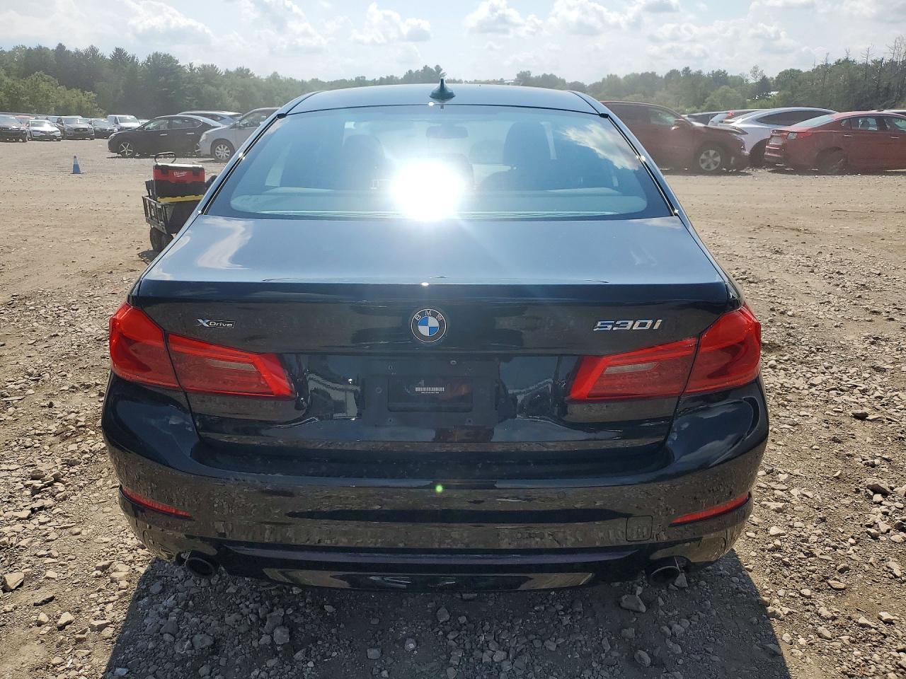 2018 BMW Seria 5 530i - zdjęcie 6