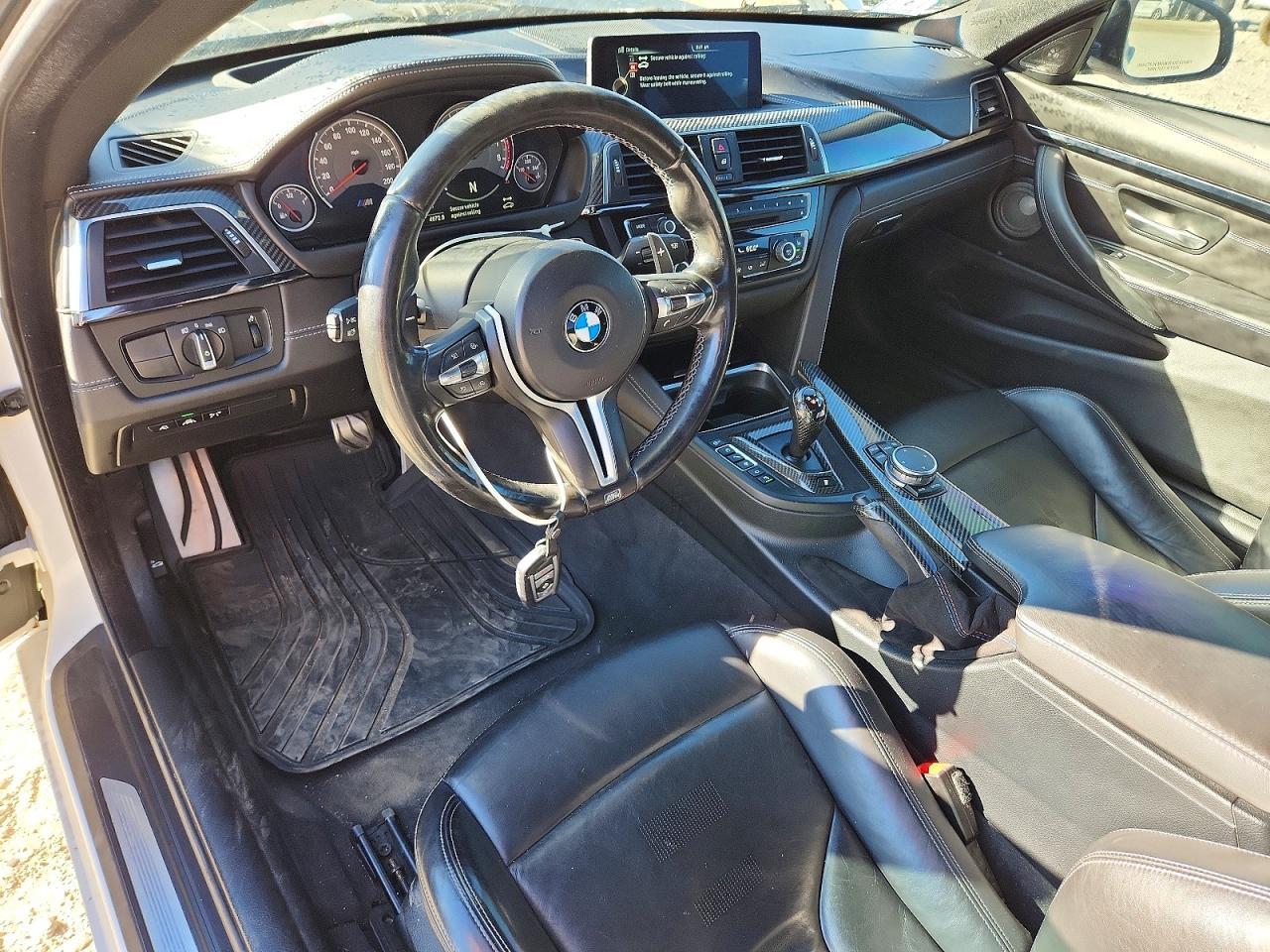 2016 BMW M4 - zdjęcie 8