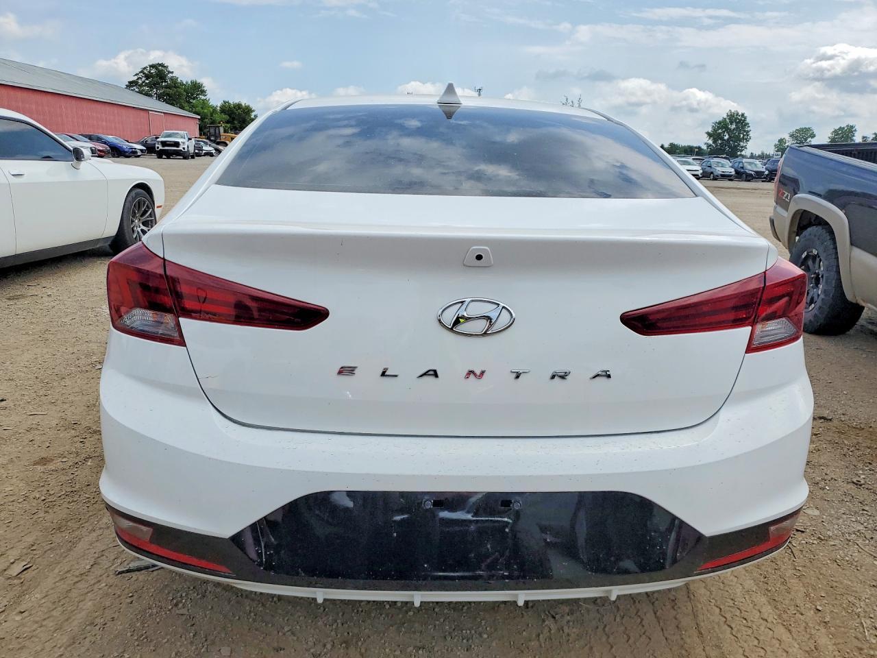 2019 Hyundai Elantra Sel - zdjęcie 6