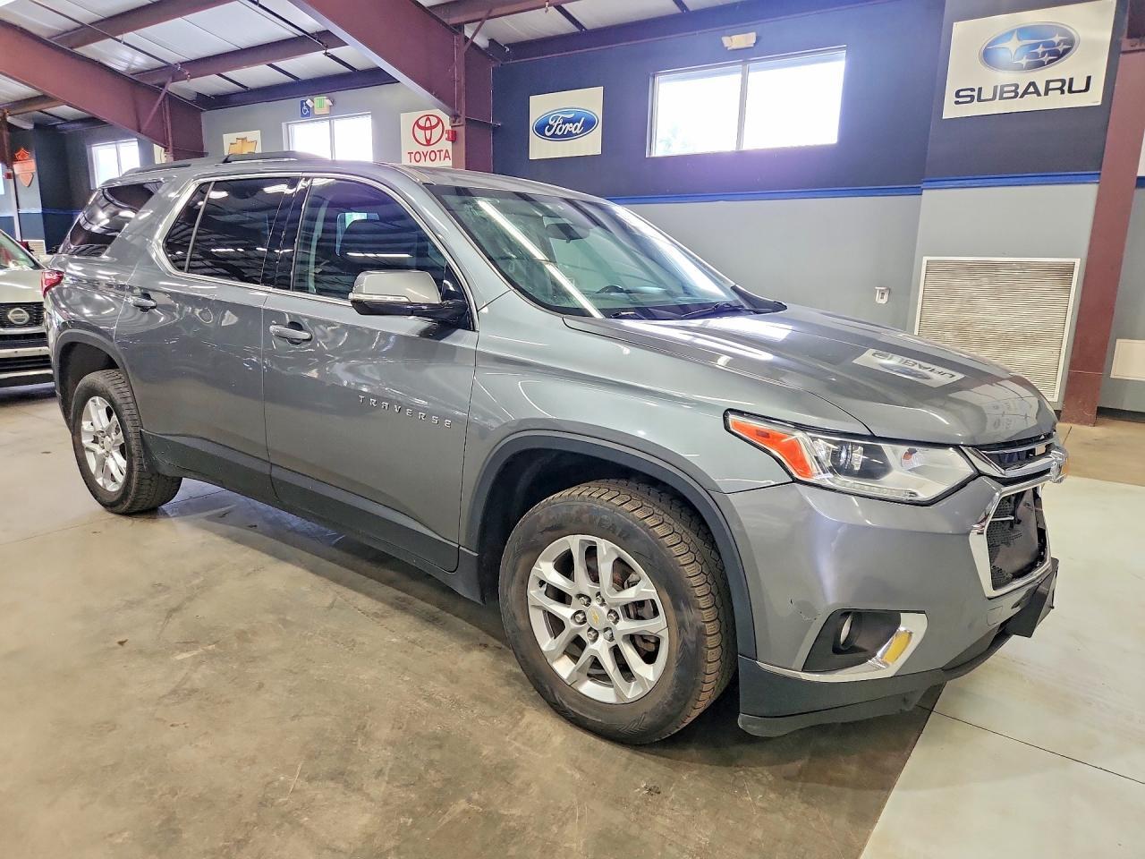2020 Chevrolet Traverse Lt - zdjęcie 4