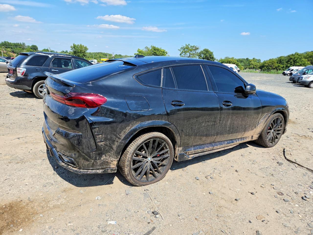 2025 BMW X6 xDrive40I - zdjęcie 3