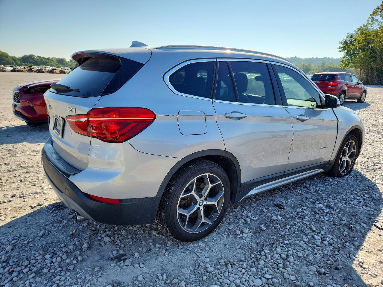 2018 BMW X1 xDrive28I - zdjęcie 3