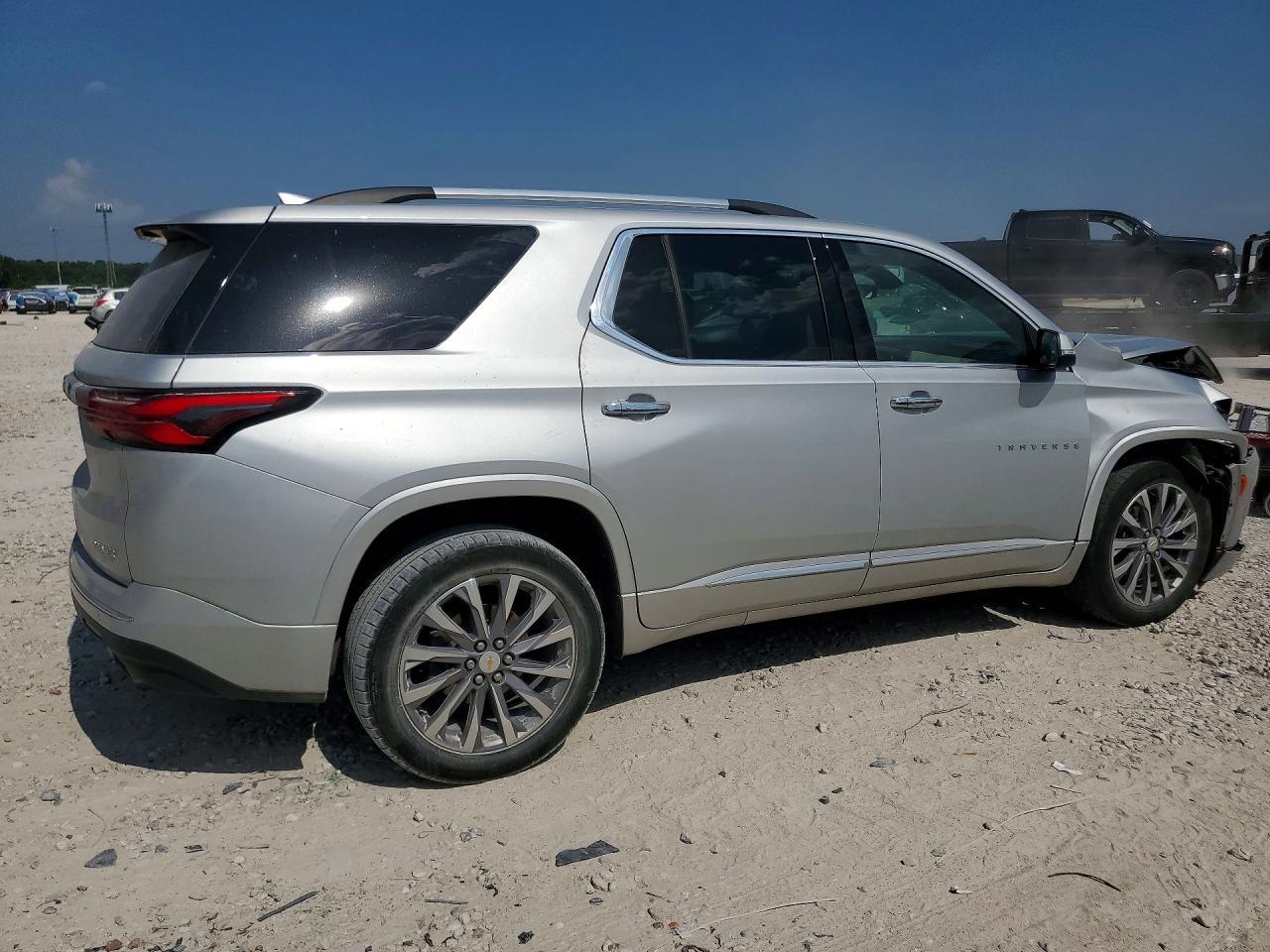 2022 Chevrolet Traverse Premier - zdjęcie 3