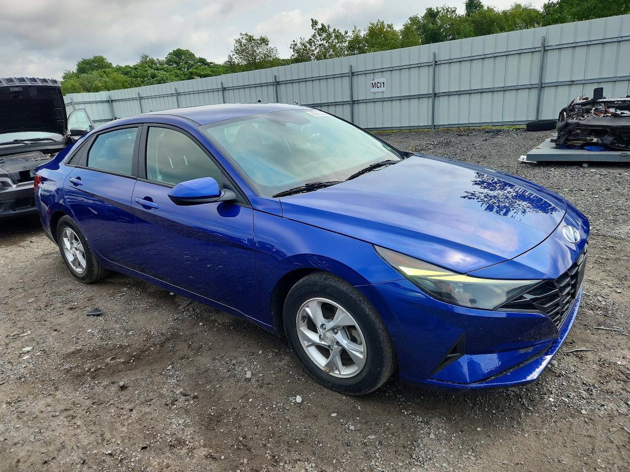 2021 Hyundai Elantra Se - zdjęcie 4