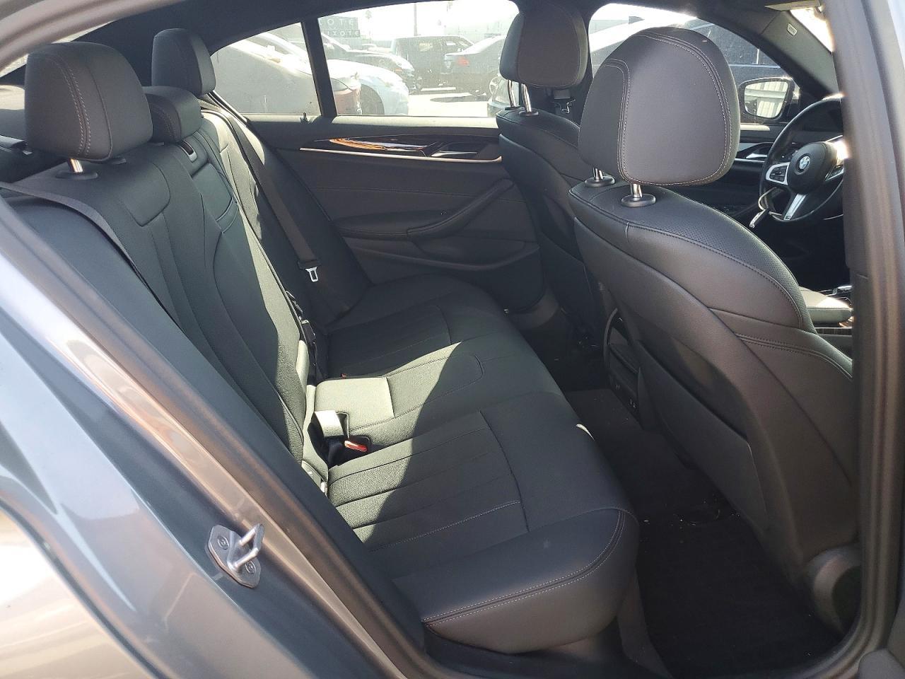 2023 BMW 540 I - zdjęcie 10